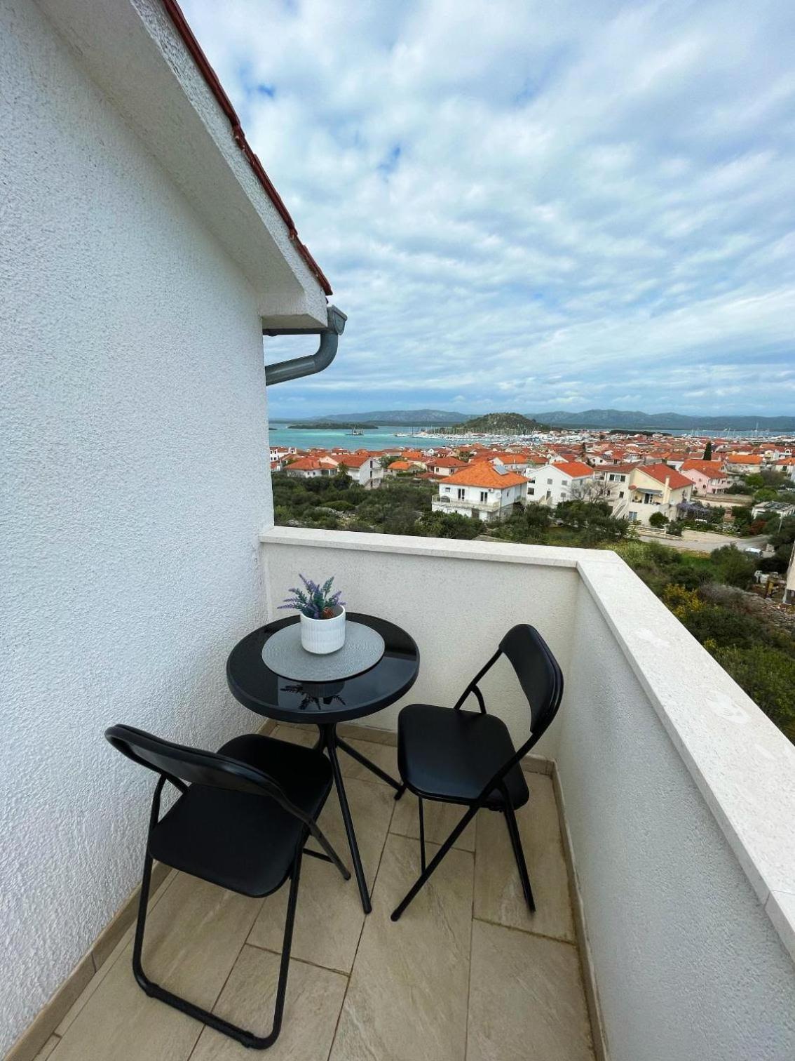 Apartments Kostelic Муртер Екстер'єр фото