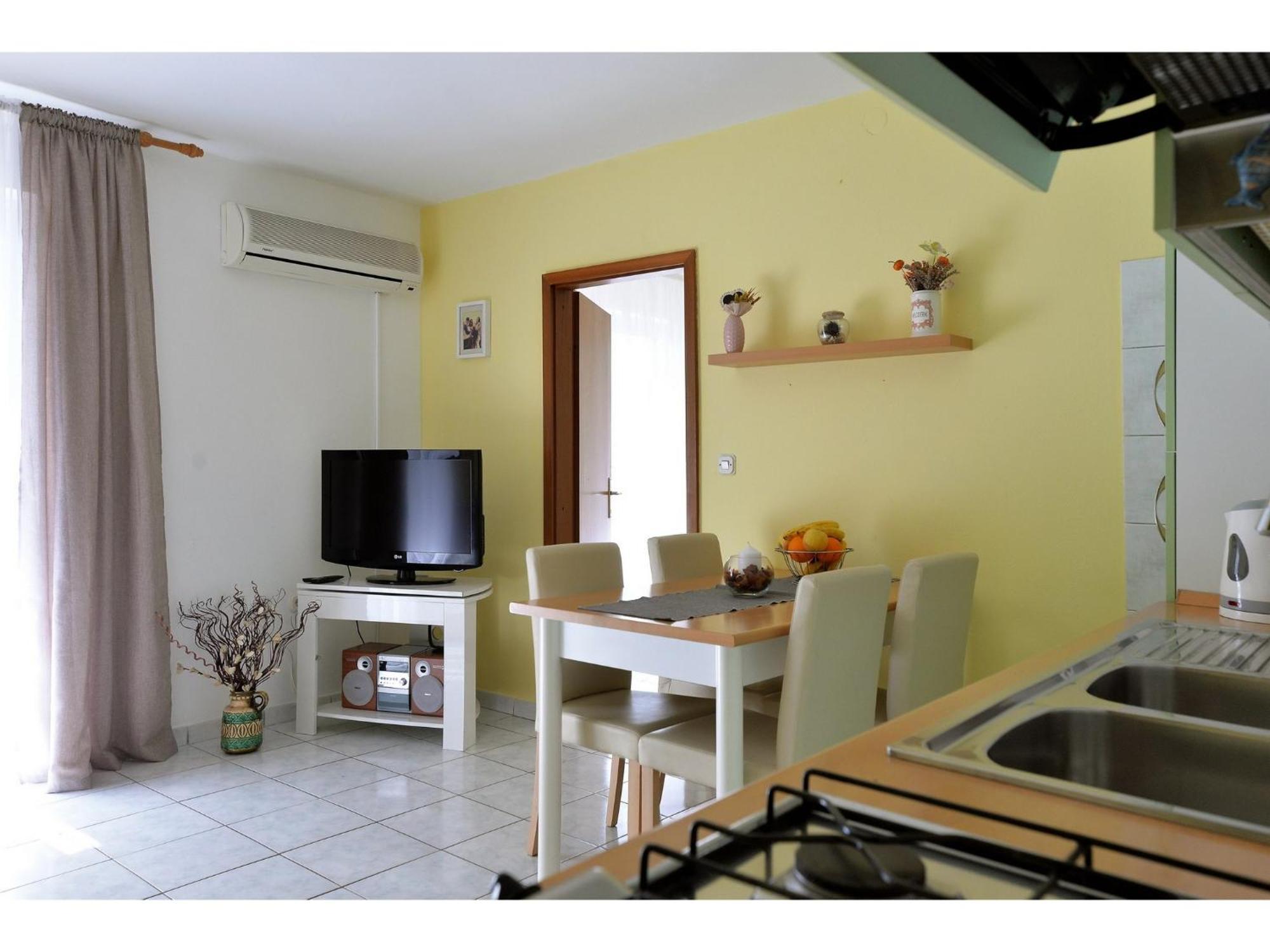 Apartments Kostelic Муртер Екстер'єр фото