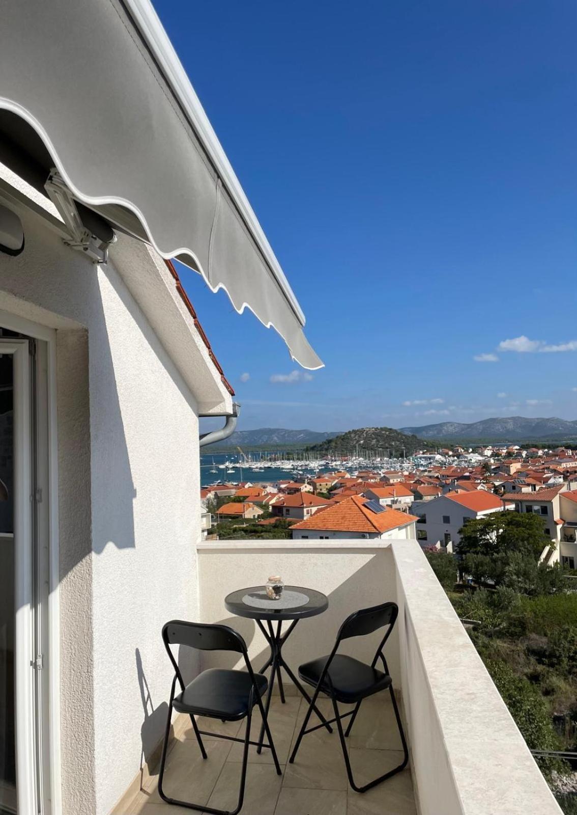 Apartments Kostelic Муртер Екстер'єр фото
