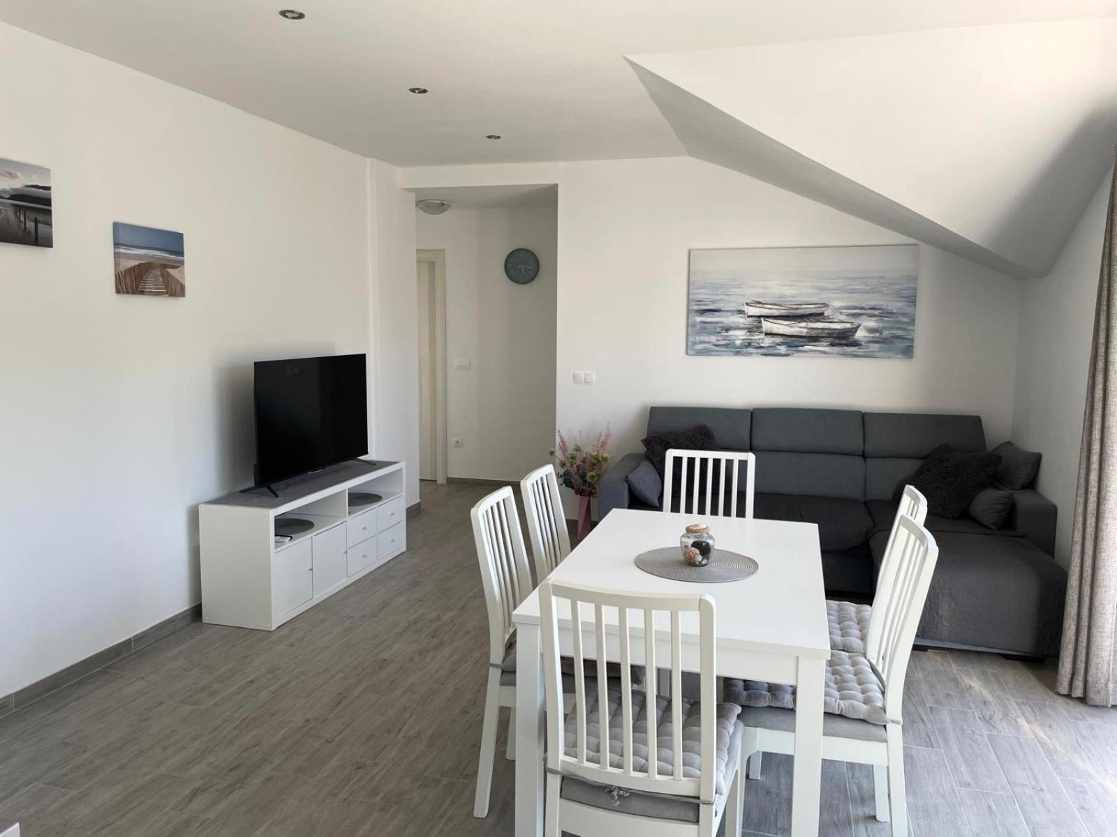 Apartments Kostelic Муртер Екстер'єр фото